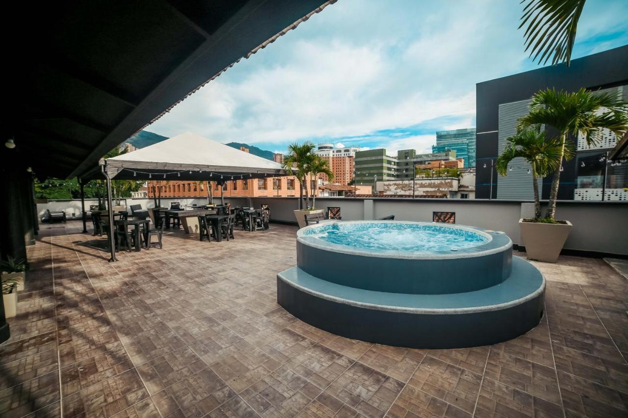 Hotel Tik Medellín Esterno foto